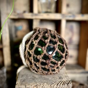 Antieke glazen drijver, fishing float