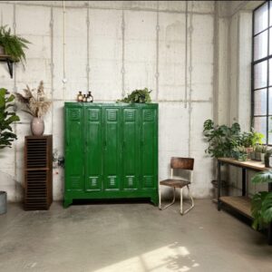 Vintage lockerkast groen