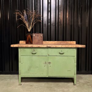 Reseda groene stalen werkbank