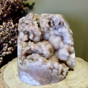 Roze amethist (chalcedoon) met stavlak