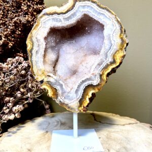 Druzy rots agaat op witte voet