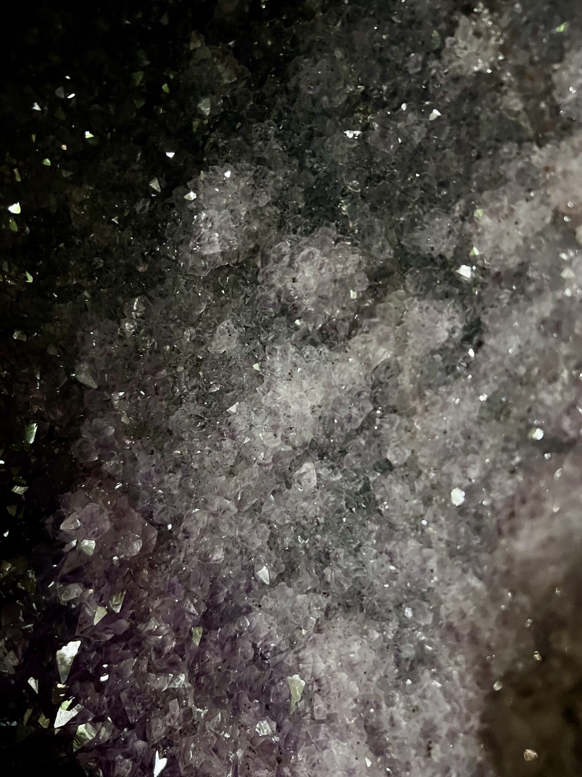 XXL amethist vleugel op standaard - Afbeelding 4
